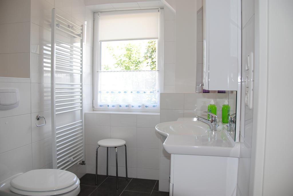 Ferienwohnung direkt in Sassnitz Zimmer foto